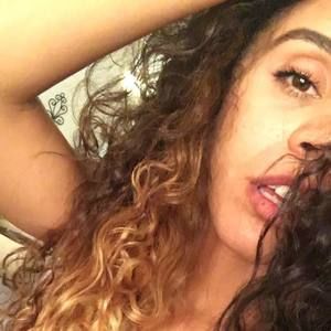 Meet your Posher, Ary